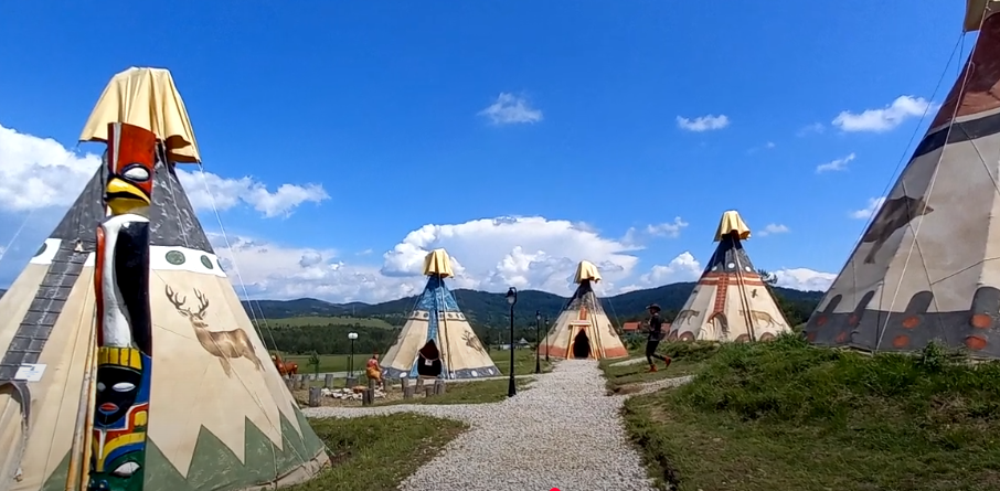 Odmor ispunjen prirodom, istorijom i avanturom stvara uspomene koje traju i inspirišu svakog posetioca.